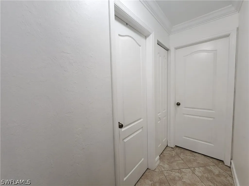111 2nd Street SE Naples FL 34117
