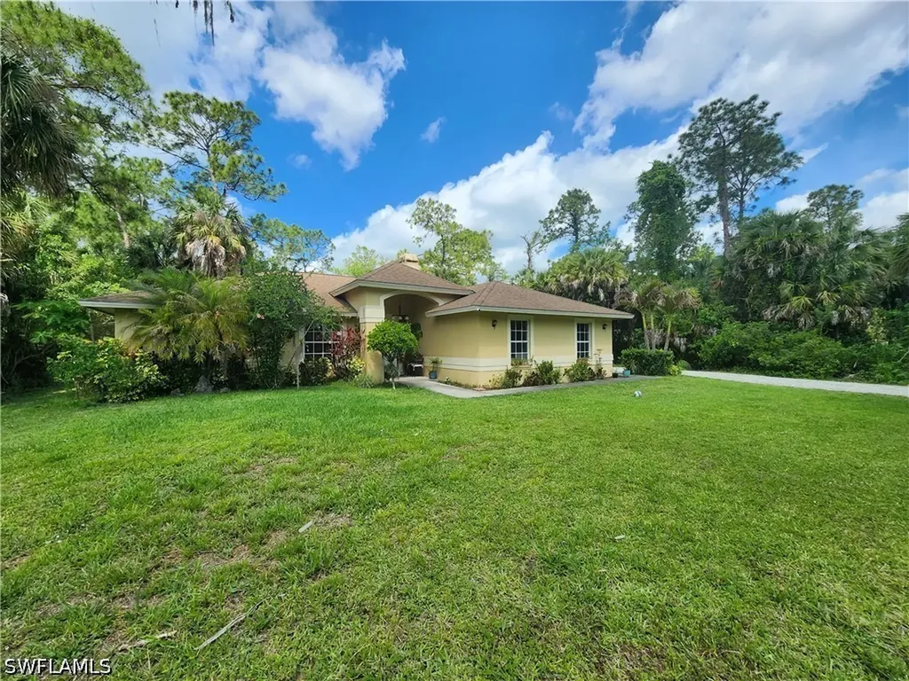 111 2nd Street SE Naples FL 34117