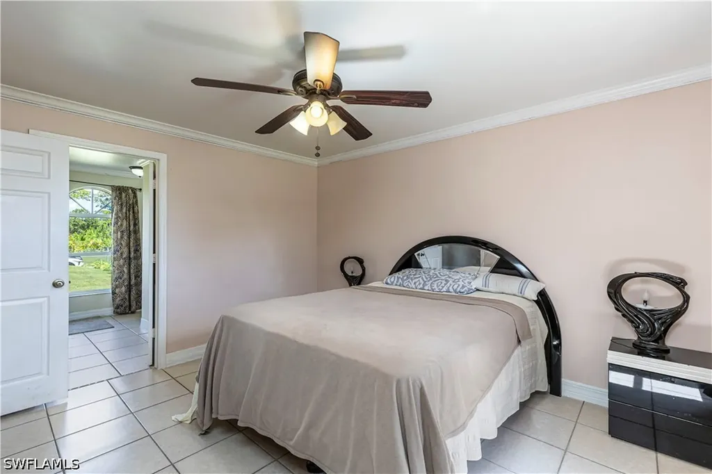 3875 Everglades Boulevard N Naples FL 34120