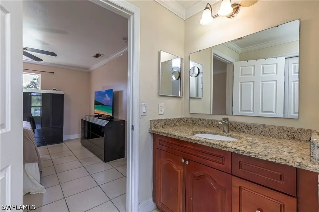 3875 Everglades Boulevard N Naples FL 34120