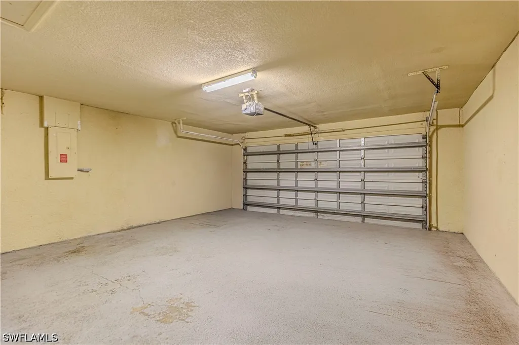 3875 Everglades Boulevard N Naples FL 34120