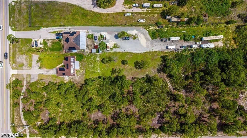 3875 Everglades Boulevard N Naples FL 34120