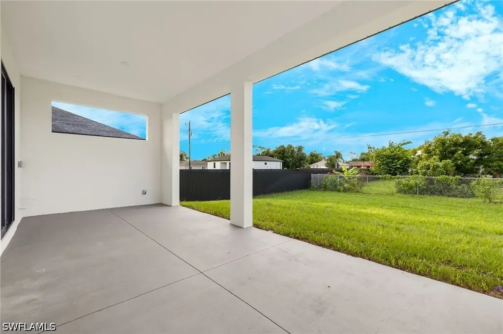 4713 6th Street W Lehigh Acres FL 33971