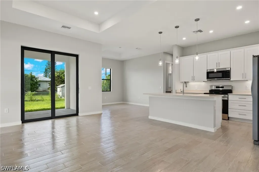 4713 6th Street W Lehigh Acres FL 33971
