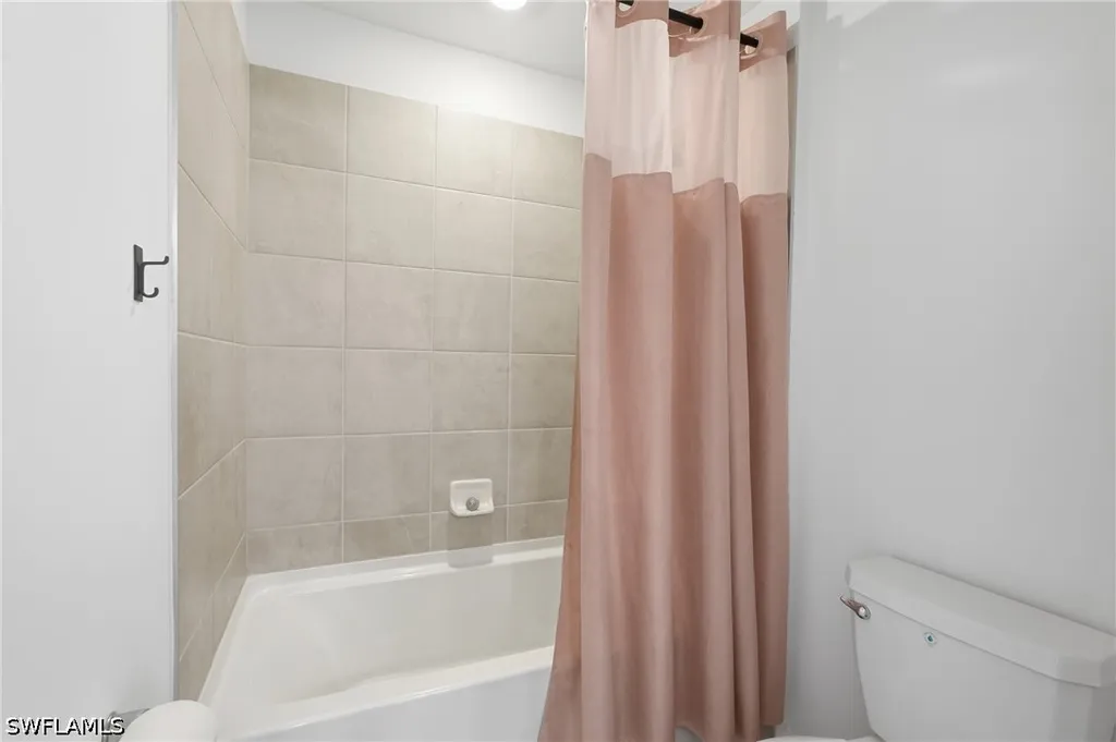 10816 Sequoia Woods Loop Fort Myers FL 33913