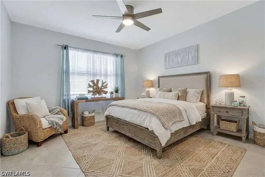 2567 Vine Avenue Naples FL 34120