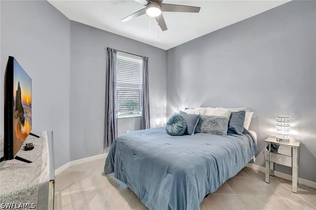 2567 Vine Avenue Naples FL 34120