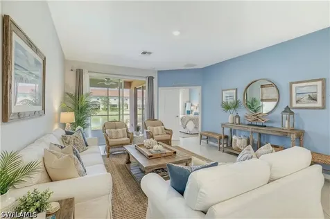 2567 Vine Avenue Naples FL 34120