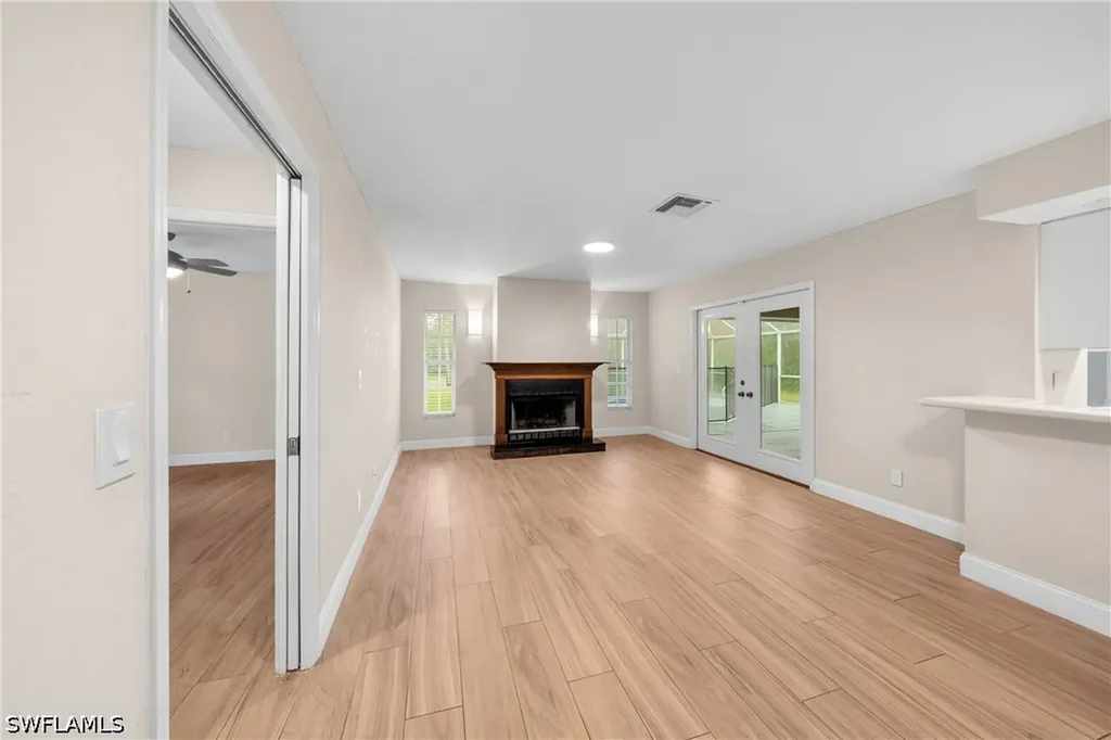 4160 5th Avenue SW Naples FL 34119