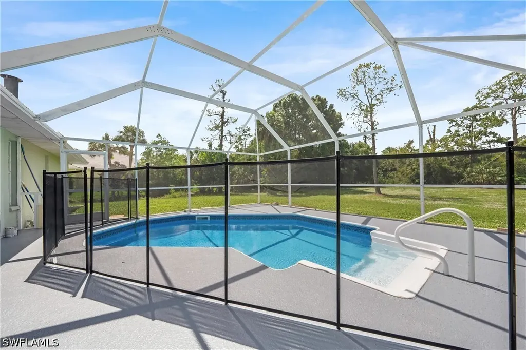 4160 5th Avenue SW Naples FL 34119