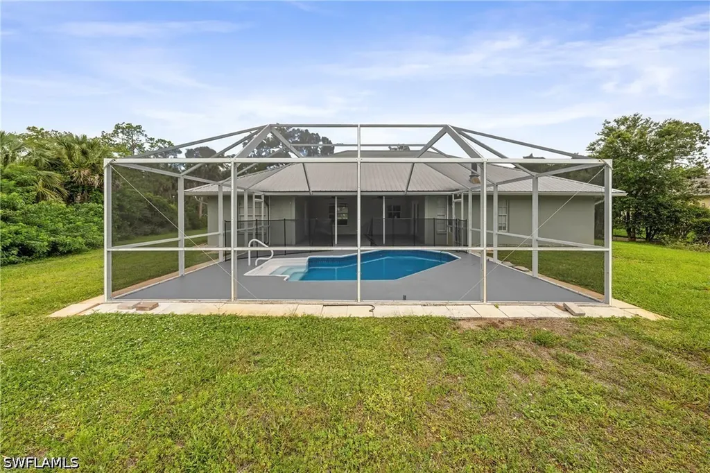 4160 5th Avenue SW Naples FL 34119