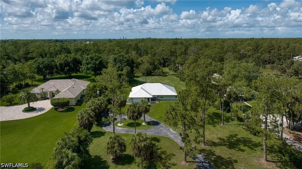 4160 5th Avenue SW Naples FL 34119