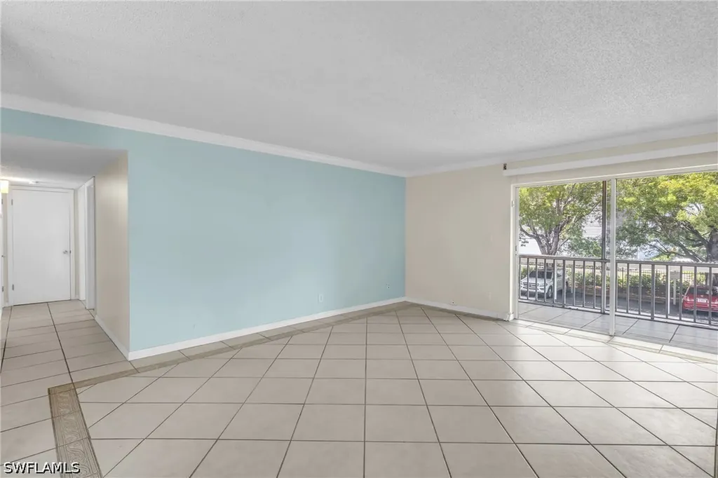 2366 E Mall Drive Fort Myers FL 33901