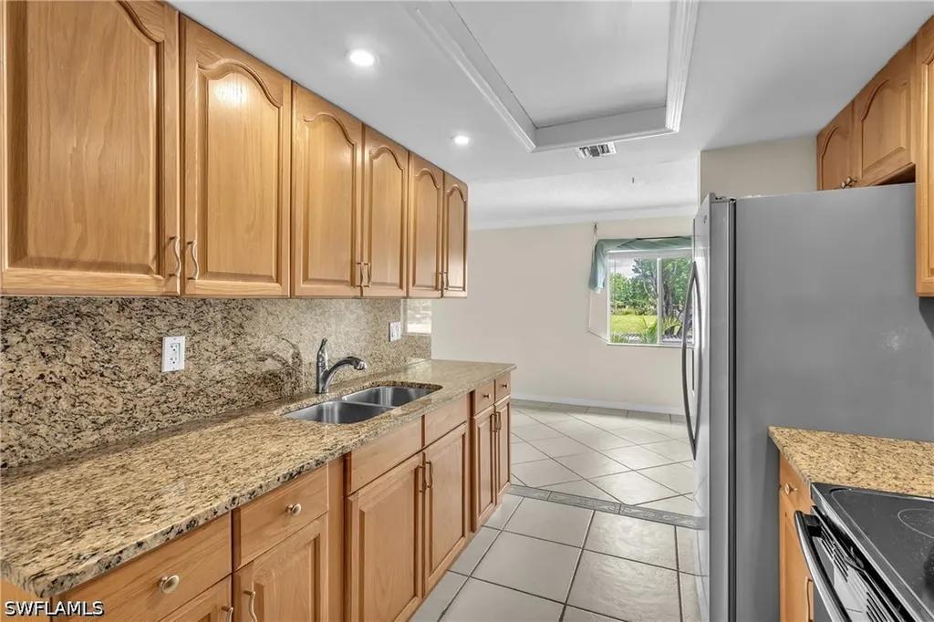 2366 E Mall Drive Fort Myers FL 33901