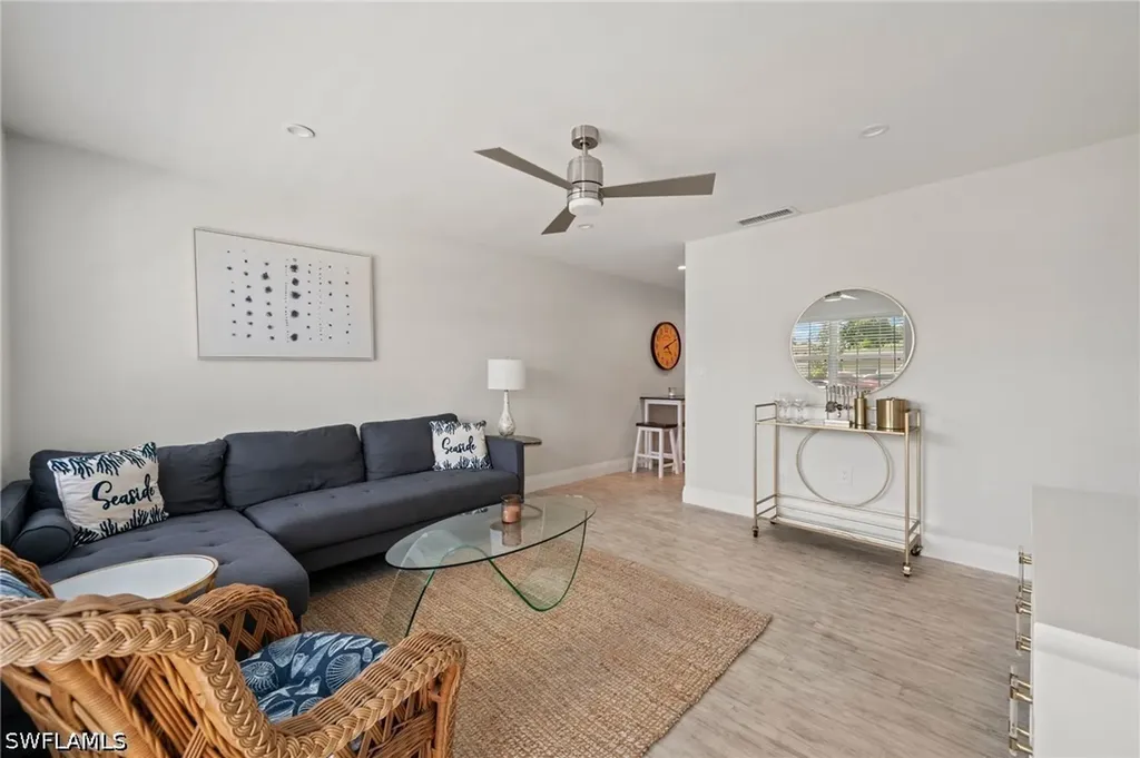 545 102nd Avenue N Naples FL 34108