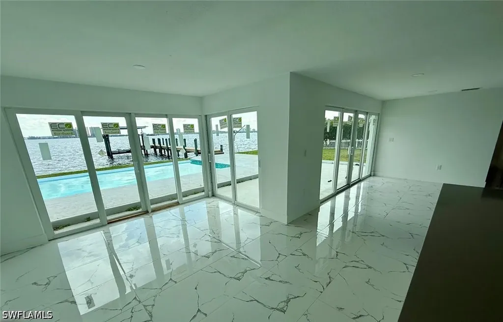 111 E North Shore Avenue North Fort Myers FL 33917