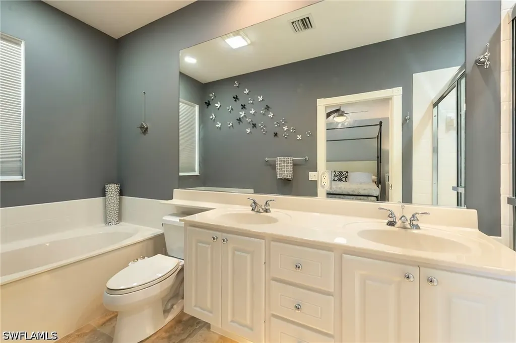 15107 Auk Way Bonita Springs FL 34135