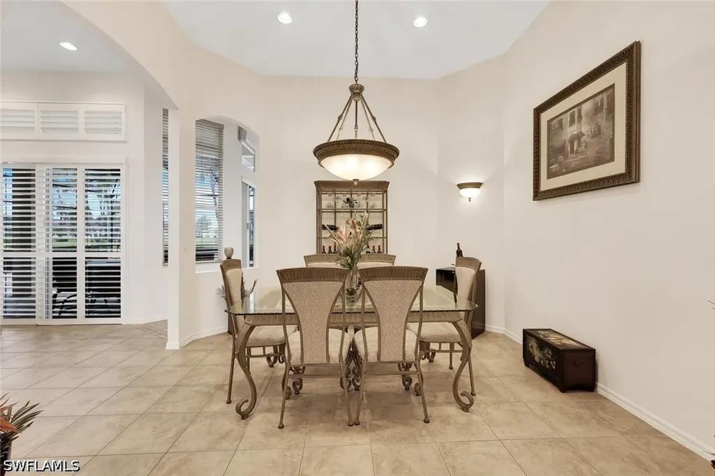 3201 Brookeview Court Naples FL 34120