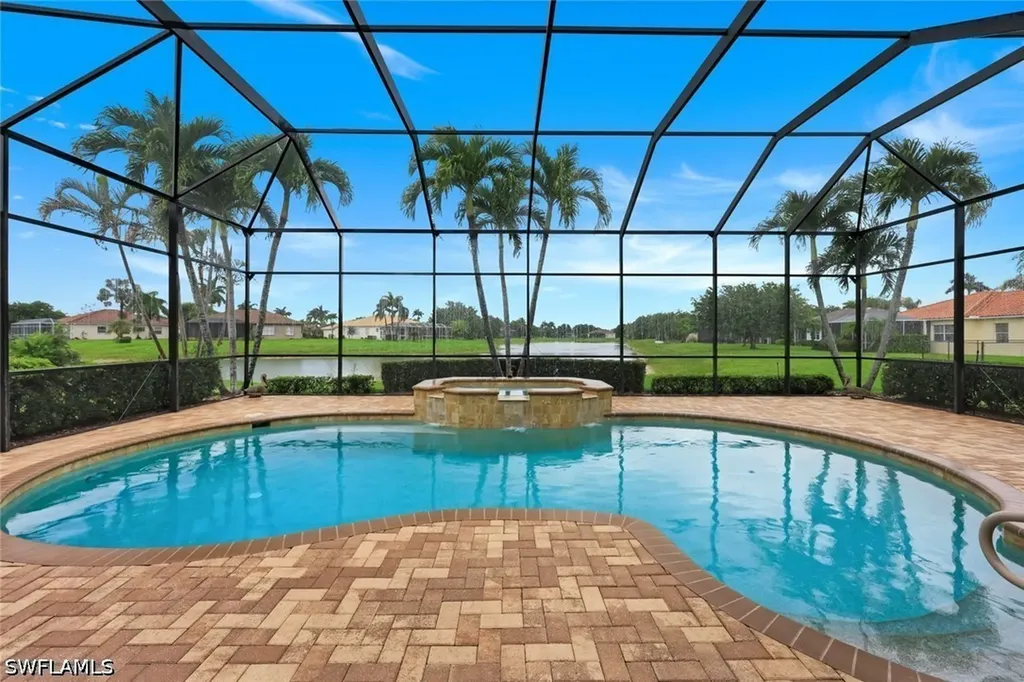 3201 Brookeview Court Naples FL 34120