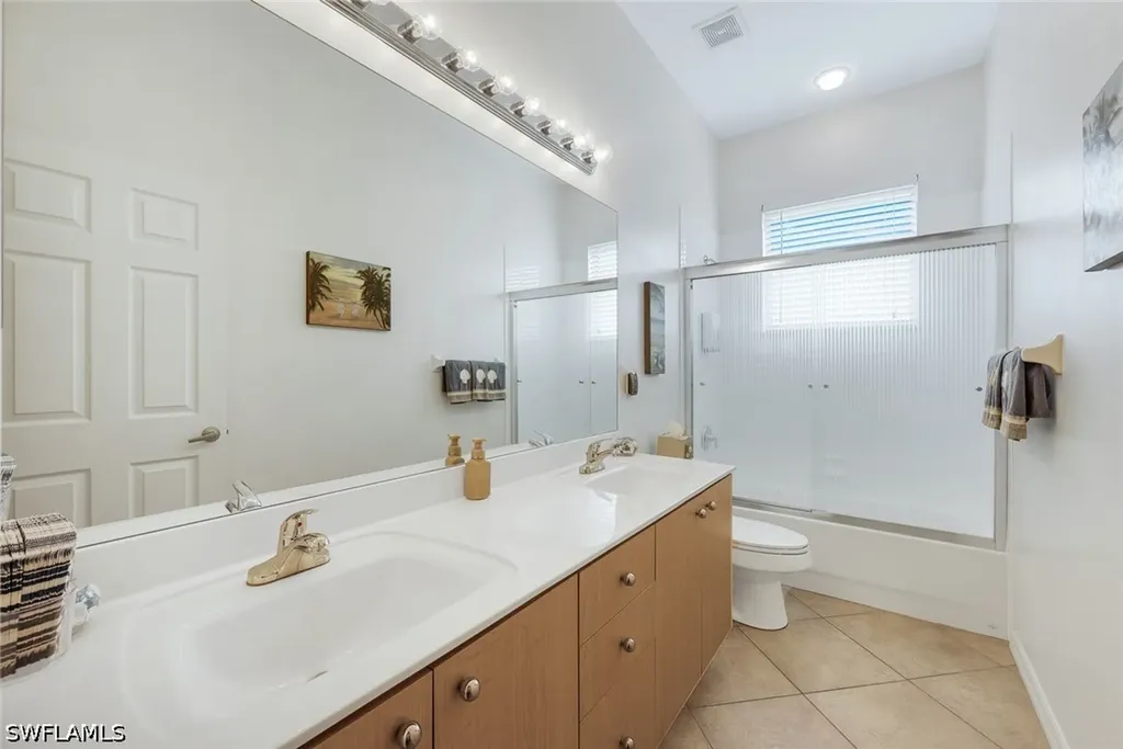 3201 Brookeview Court Naples FL 34120