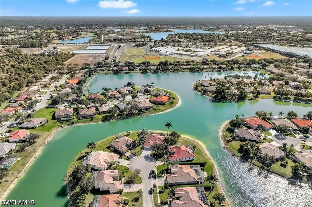 3201 Brookeview Court Naples FL 34120
