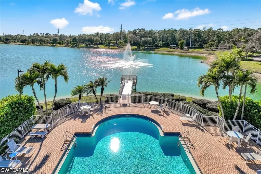 3201 Brookeview Court Naples FL 34120