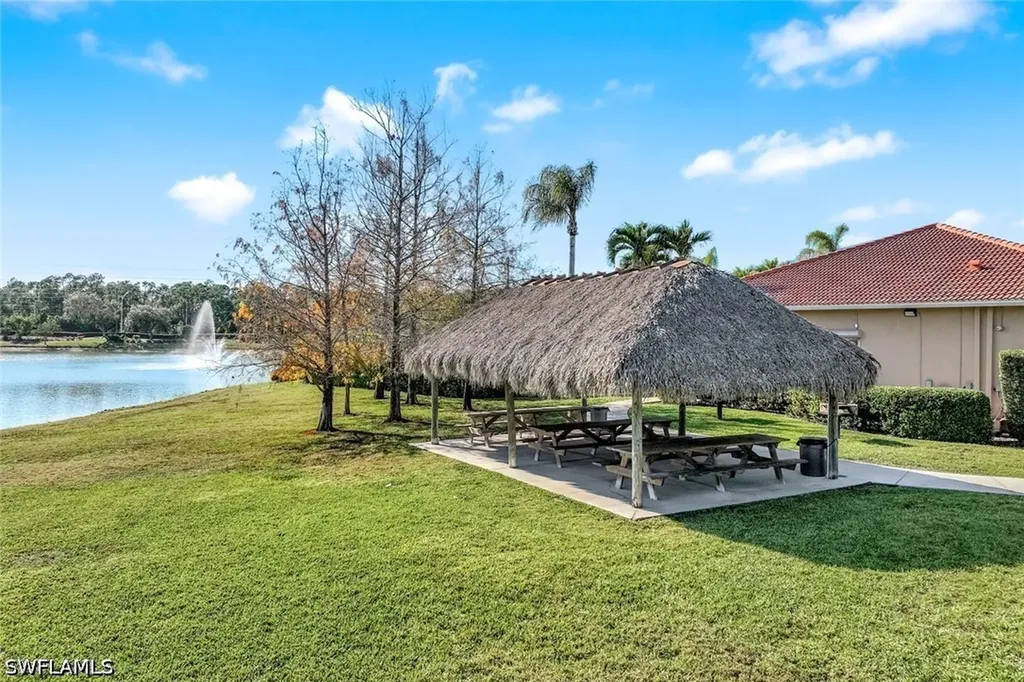 3201 Brookeview Court Naples FL 34120