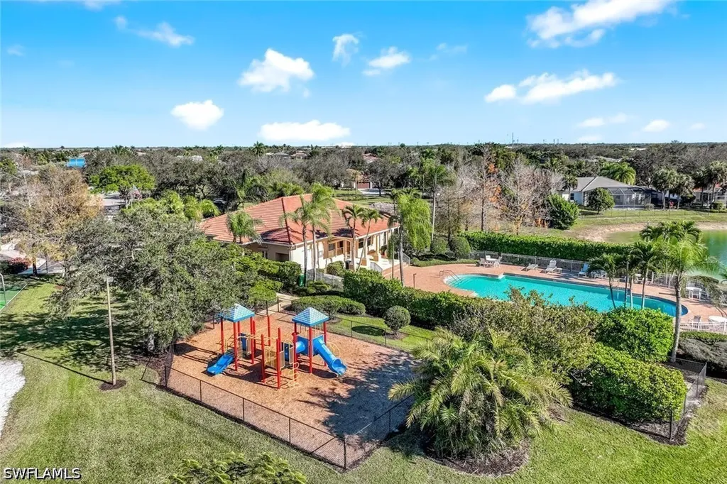 3201 Brookeview Court Naples FL 34120