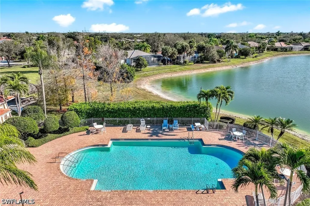 3201 Brookeview Court Naples FL 34120