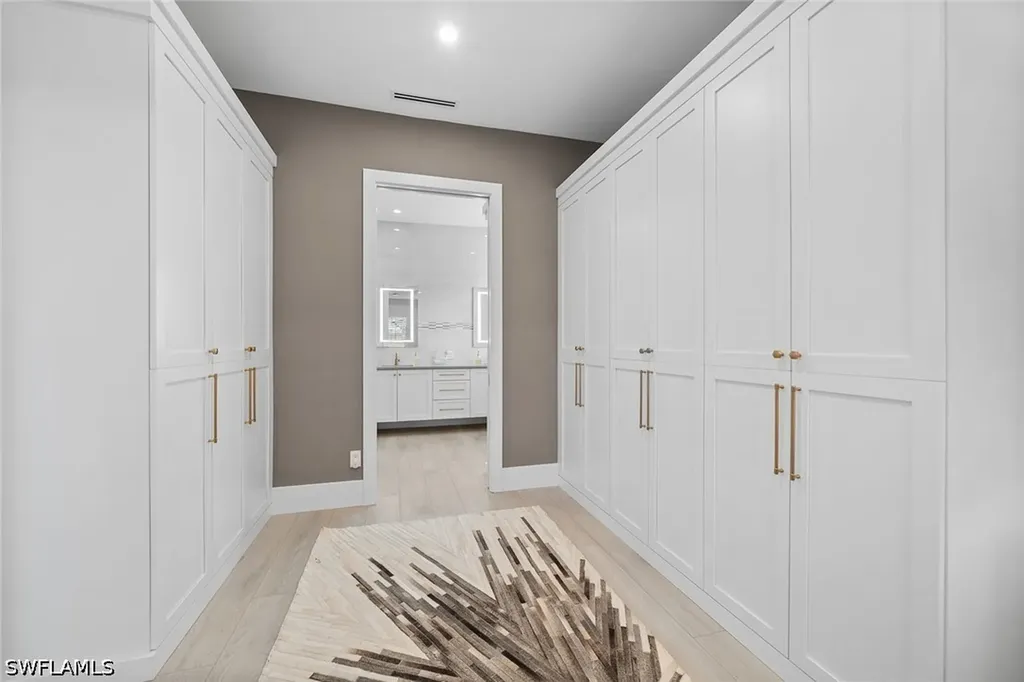 6597 Caldecott Drive Naples FL 34113