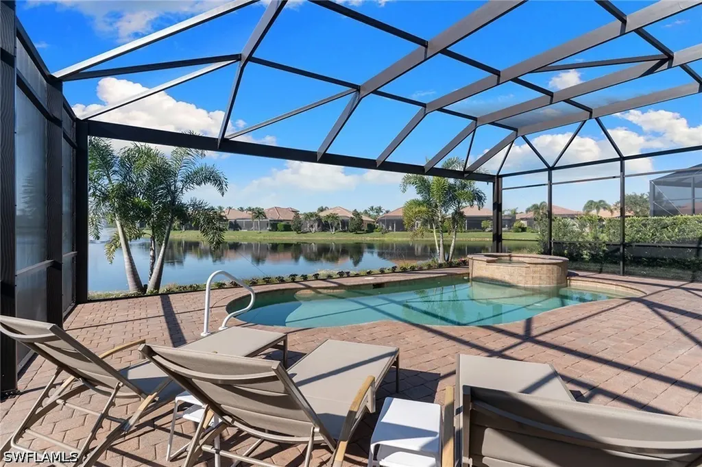 6597 Caldecott Drive Naples FL 34113