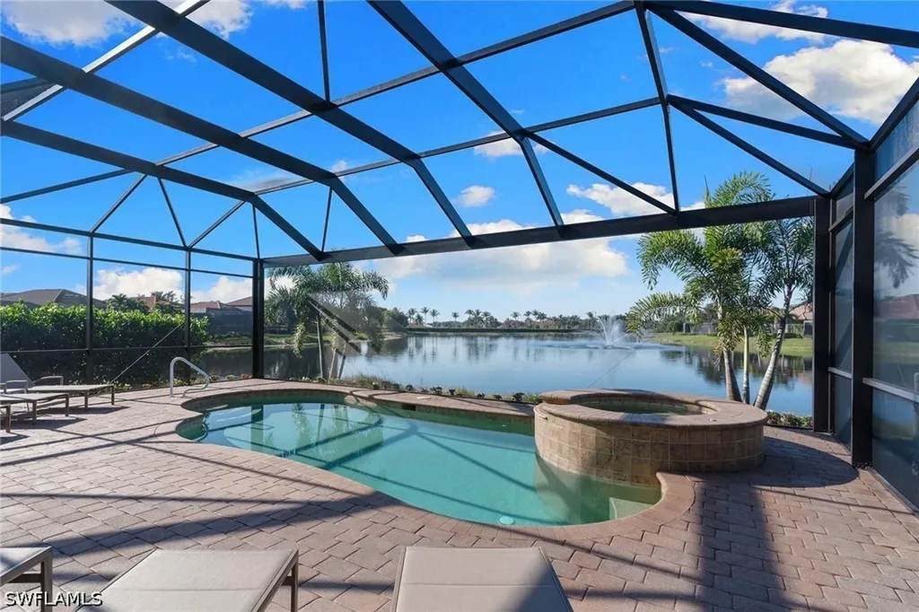 6597 Caldecott Drive Naples FL 34113