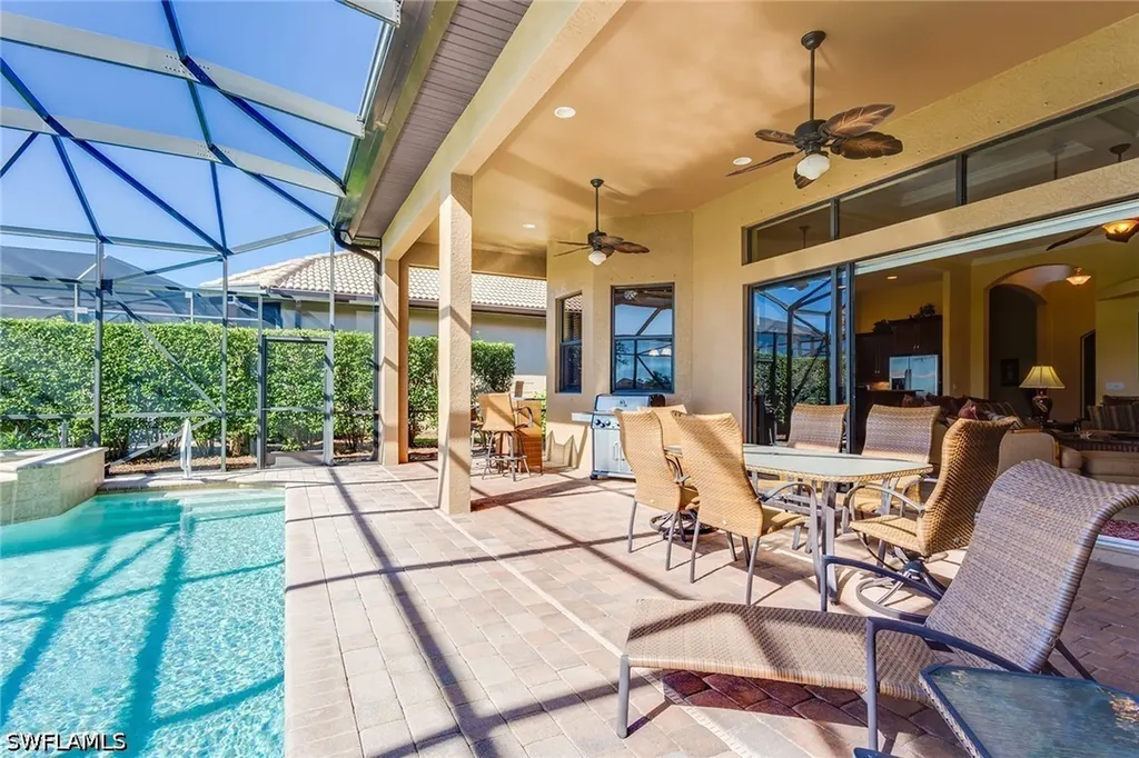 7747 Cottesmore Drive Naples FL 34113