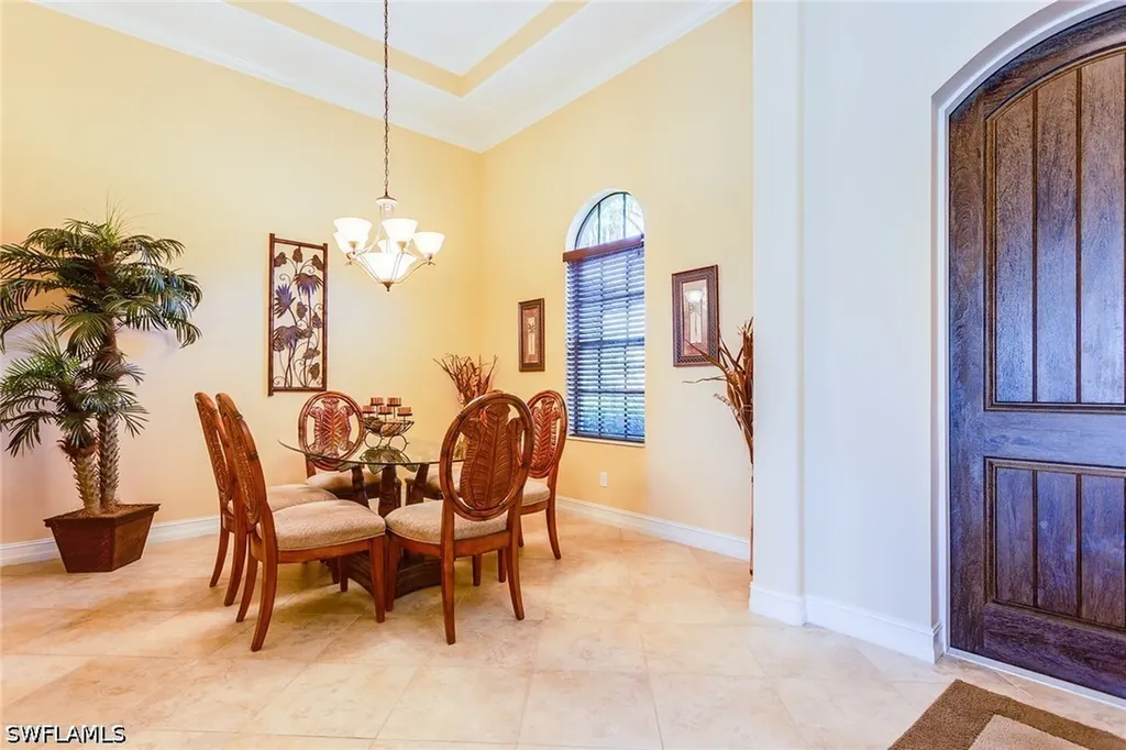 7747 Cottesmore Drive Naples FL 34113