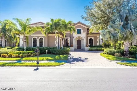 7747 Cottesmore Drive Naples FL 34113