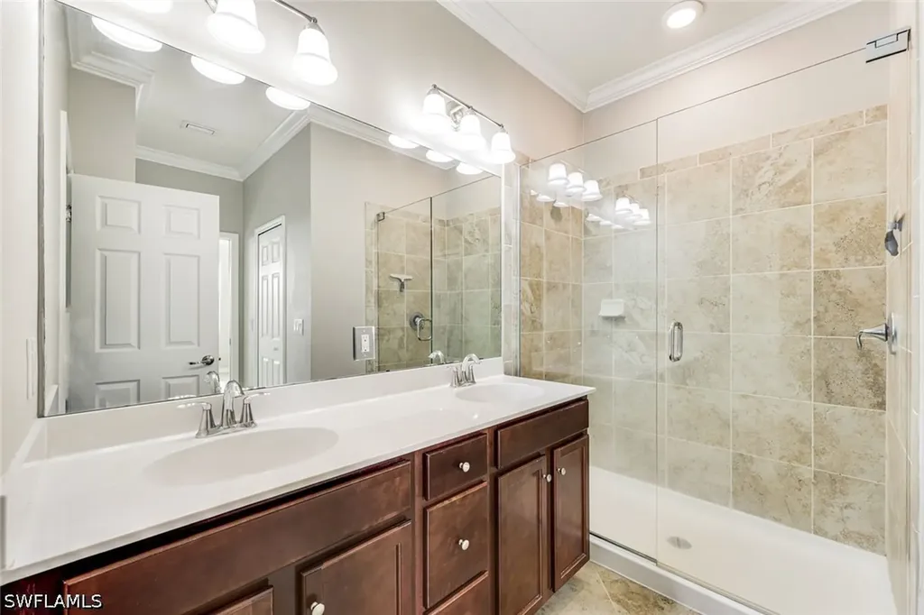 2736 Blossom Way Naples FL 34120