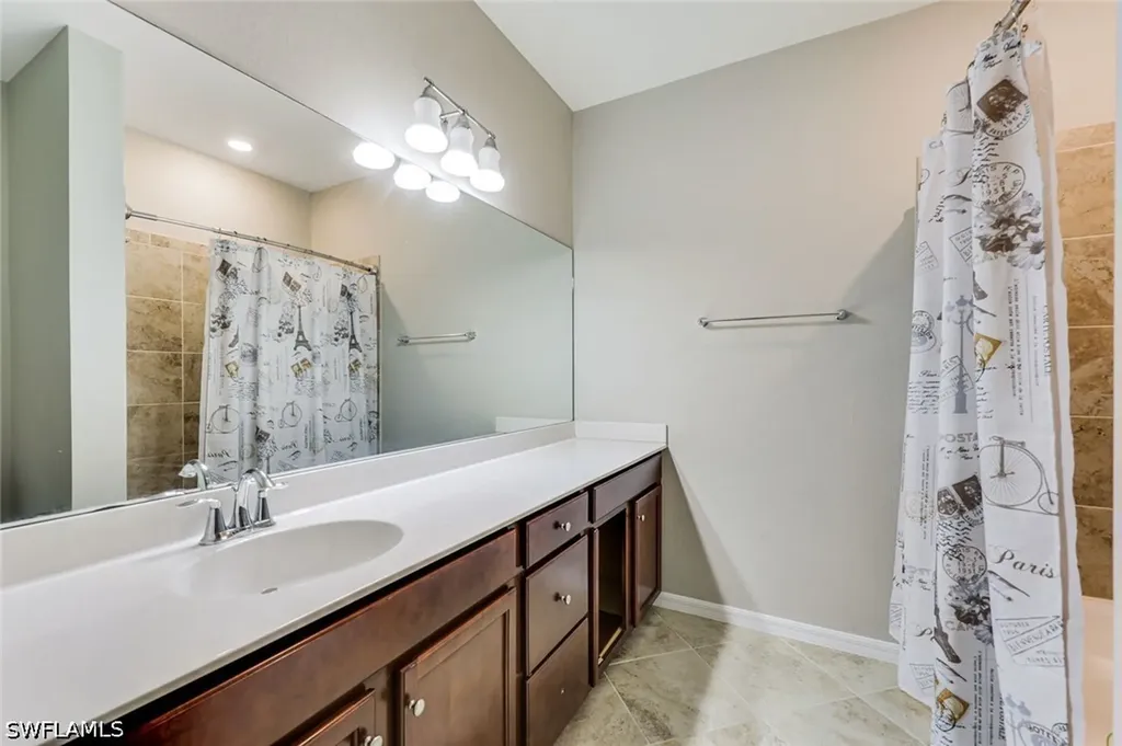 2736 Blossom Way Naples FL 34120