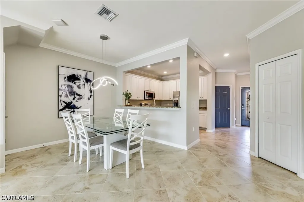 2736 Blossom Way Naples FL 34120