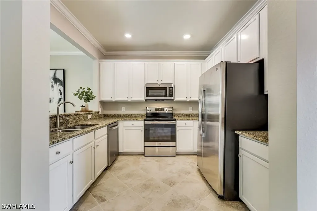 2736 Blossom Way Naples FL 34120
