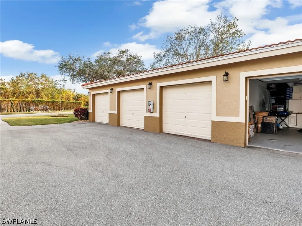 6900 Huntington Lakes Circle Naples FL 34119