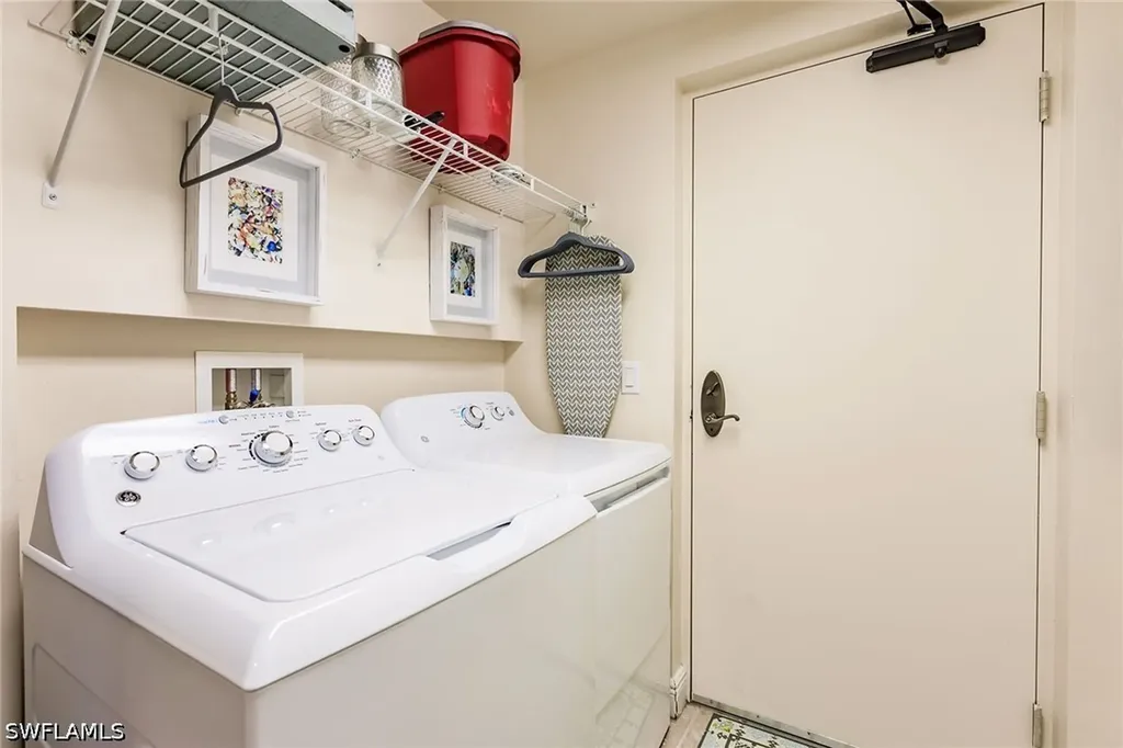 1065 Borghese Lane Naples FL 34114