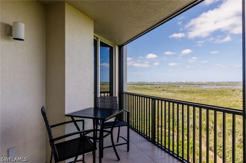 1065 Borghese Lane Naples FL 34114