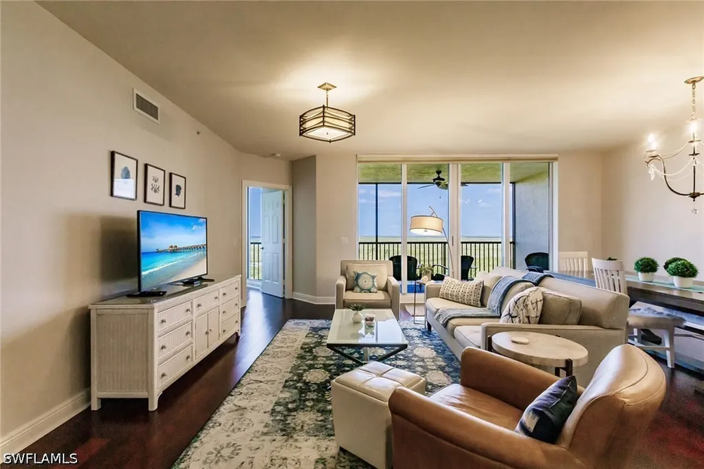 1065 Borghese Lane Naples FL 34114