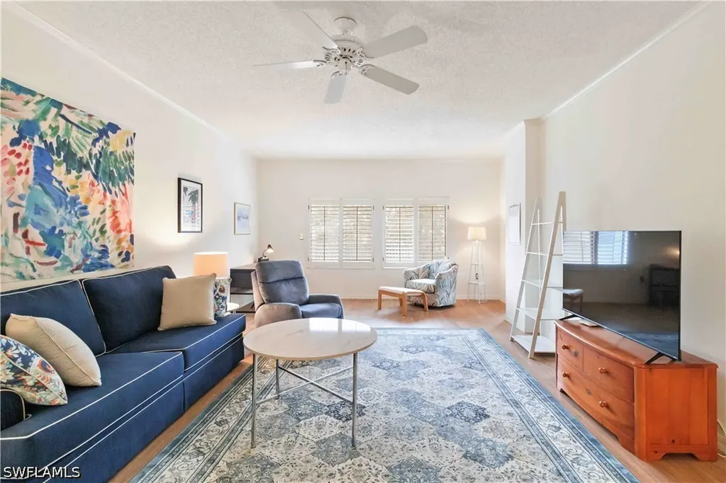 Naples FL, 201 Arbor Lake Drive, Unit 205