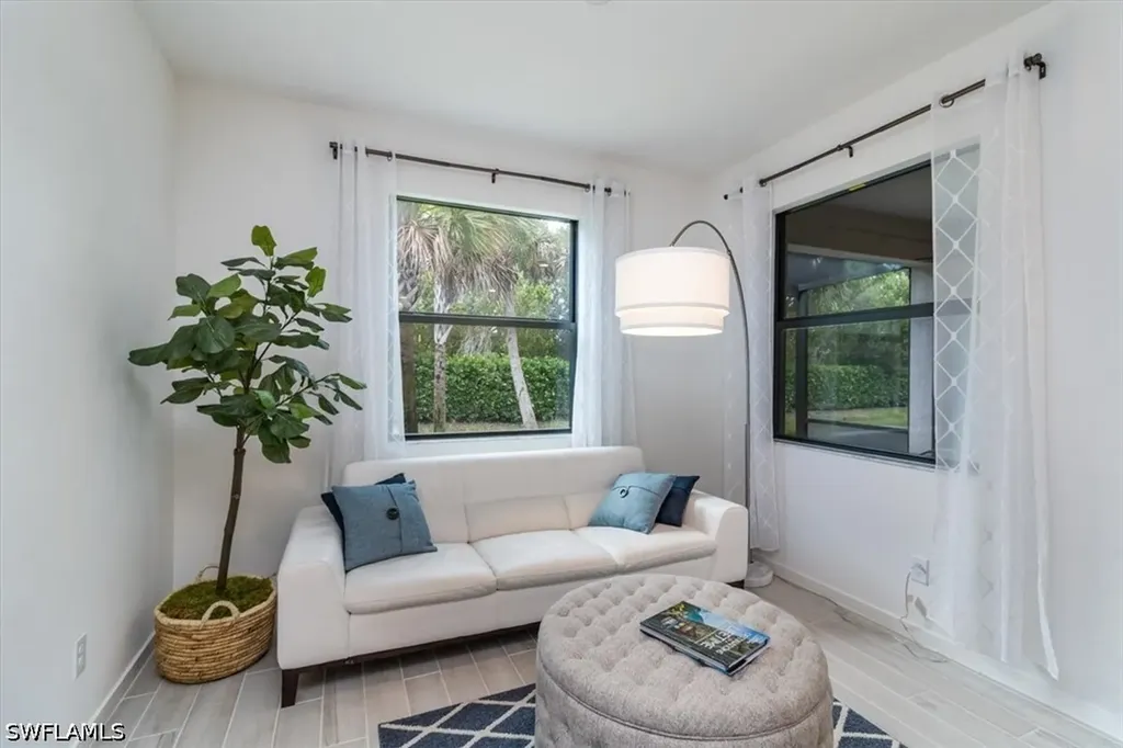 13021 Pembroke Drive Naples FL 34105