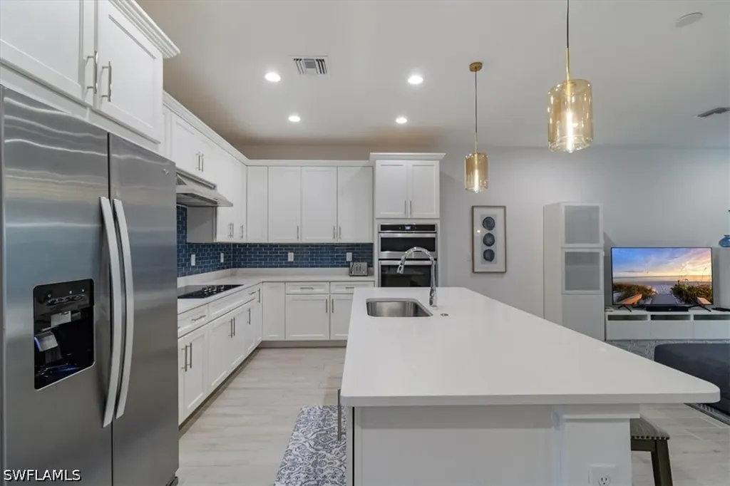 13021 Pembroke Drive Naples FL 34105