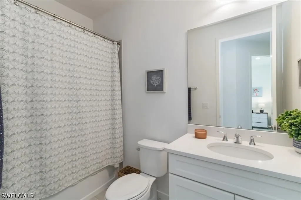 13021 Pembroke Drive Naples FL 34105