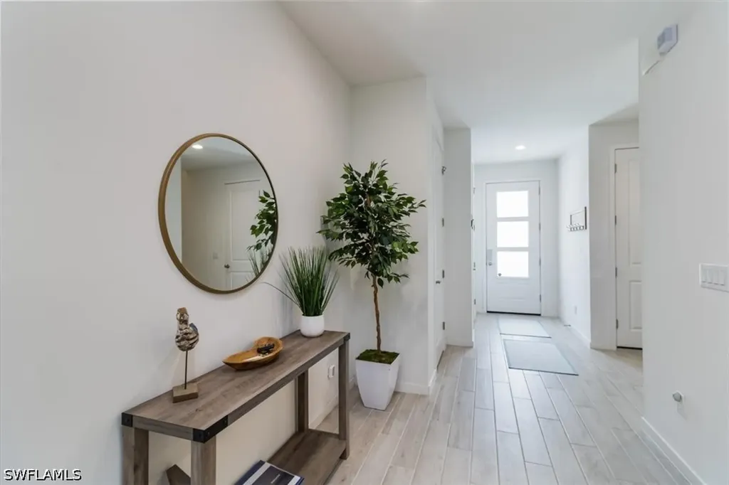 13021 Pembroke Drive Naples FL 34105