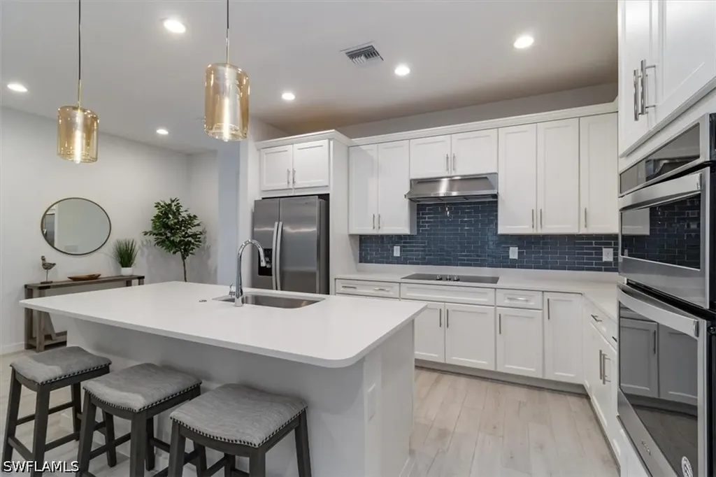 13021 Pembroke Drive Naples FL 34105