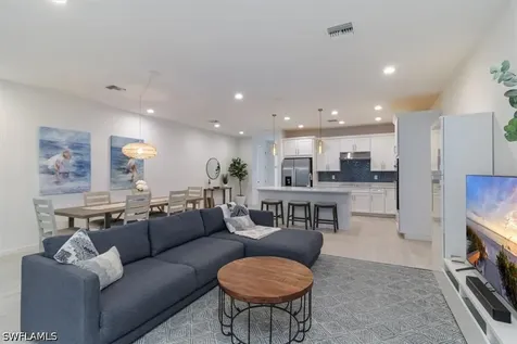 13021 Pembroke Drive Naples FL 34105